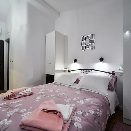 Nekic 1 Guest house 2*