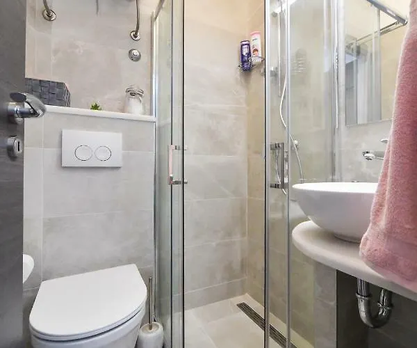 Nekic 1 Гостевой дом Задар